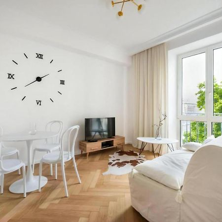 Plac Konstytucji 2 By Nyx Apart Варшава Экстерьер фото